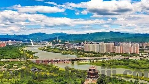 久久久久精品国产亚洲av麻豆-久久精品国产亚洲aV麻豆的多元解读